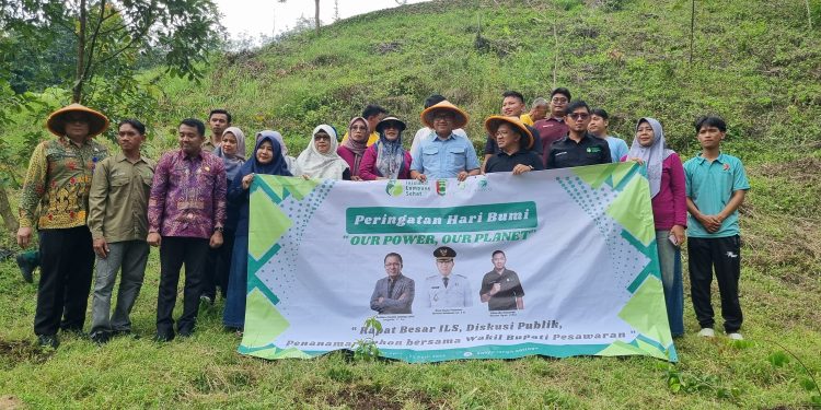 Dalam Rangka Hari Bumi Wakil Bupati Pesawaran dan ILS Tanam Pohon di Banyu Langit